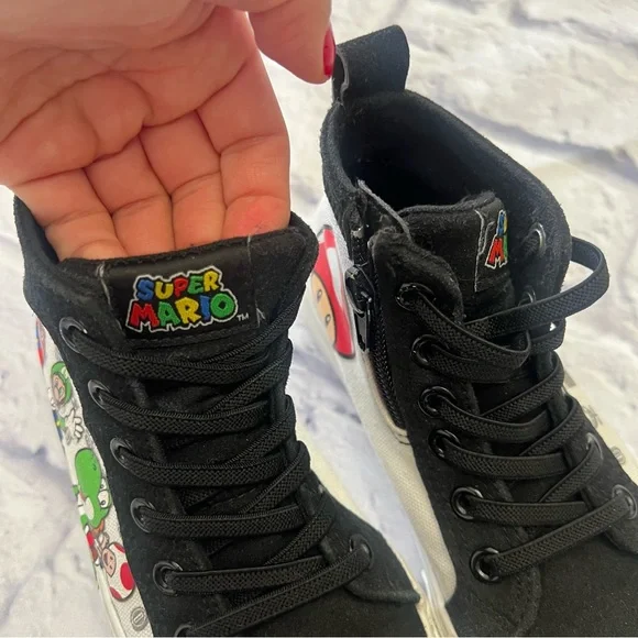 Mario Kart Boys’ High Top Sneakers,‎ Sizes 12 - Picture 13 of 17